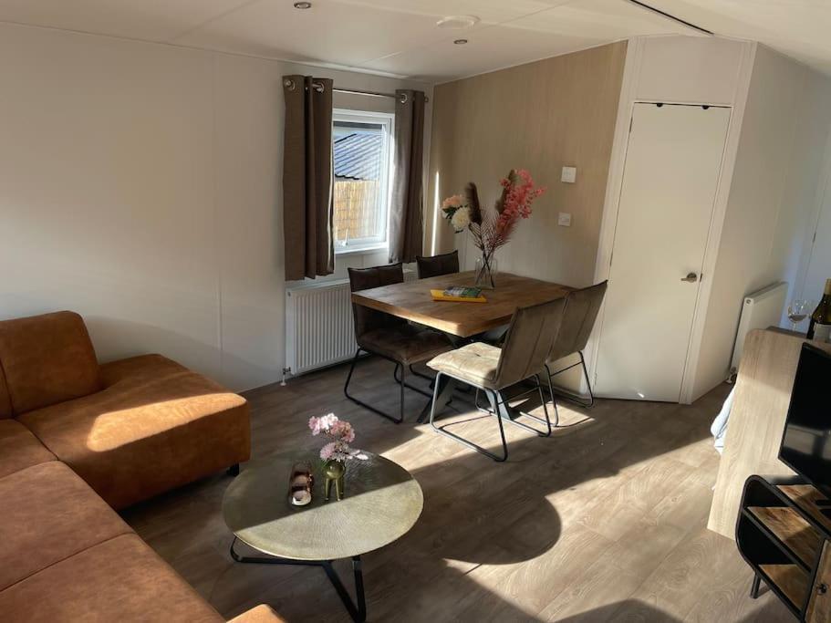 הונדרלו Chalet Toetje Op De Veluwe מראה חיצוני תמונה