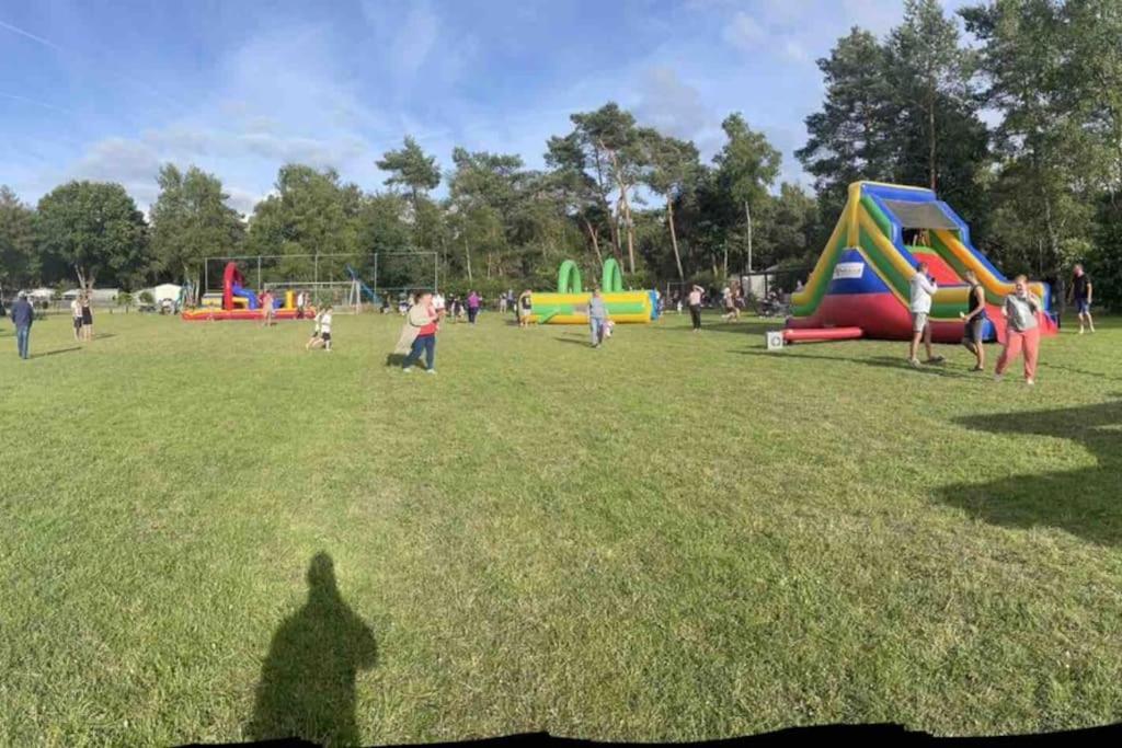 הונדרלו Chalet Toetje Op De Veluwe מראה חיצוני תמונה