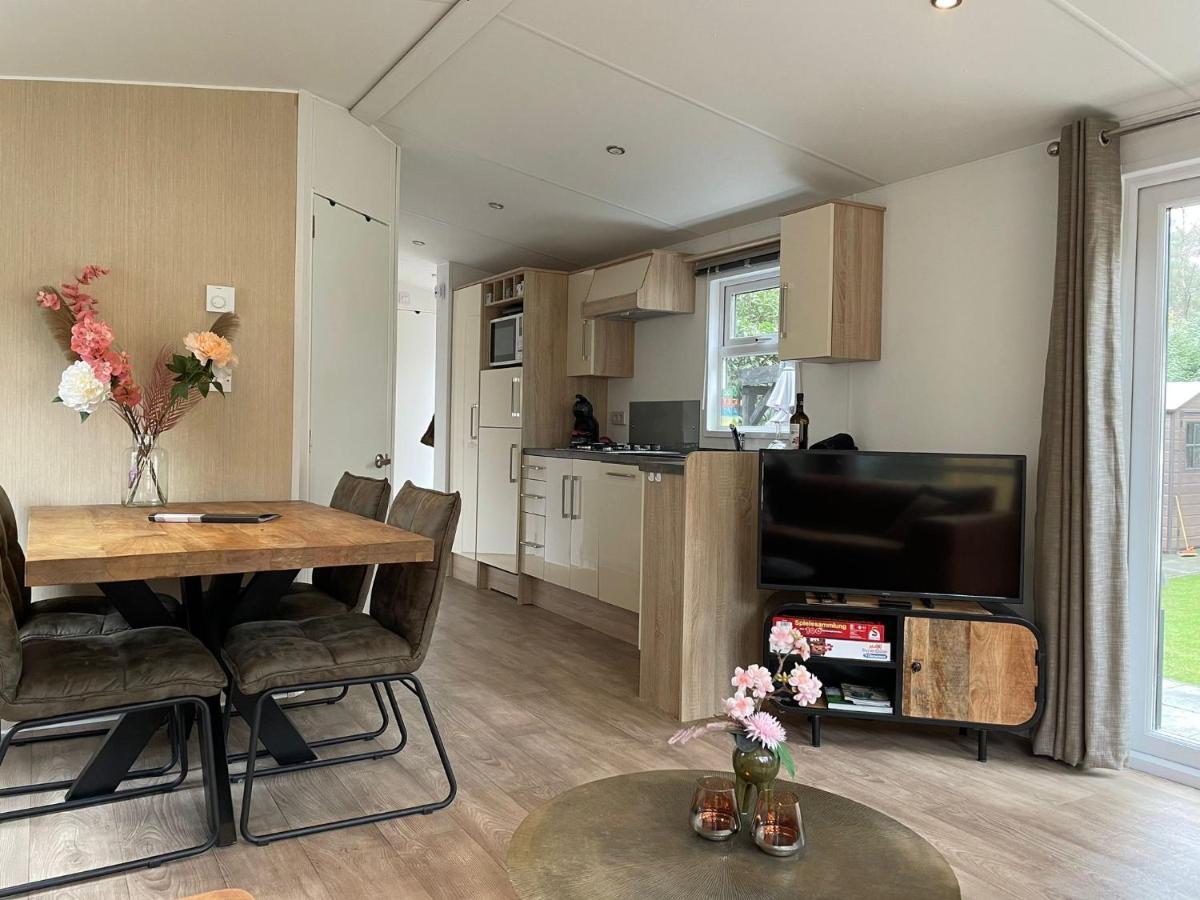 הונדרלו Chalet Toetje Op De Veluwe מראה חיצוני תמונה